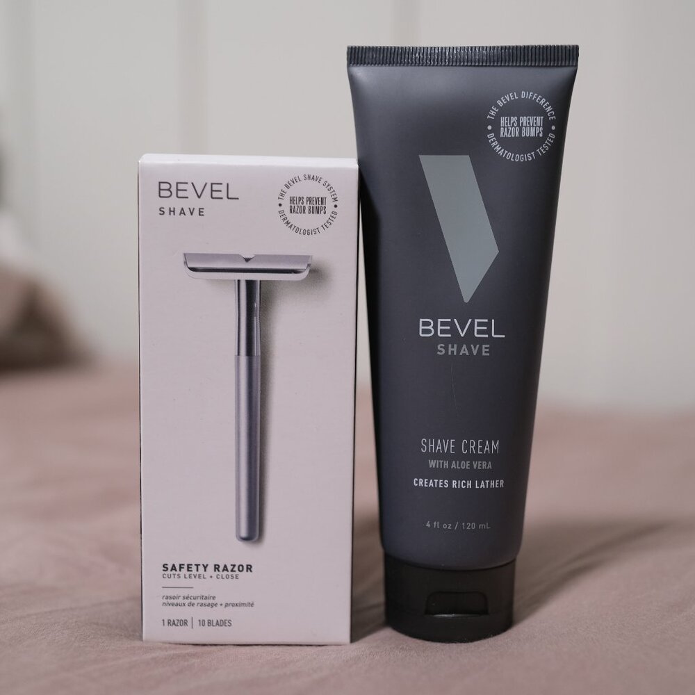 Bevel Shave Safety Razor + Shave Cream with Aloe Vera Set | 1 Razor, 10 Blades